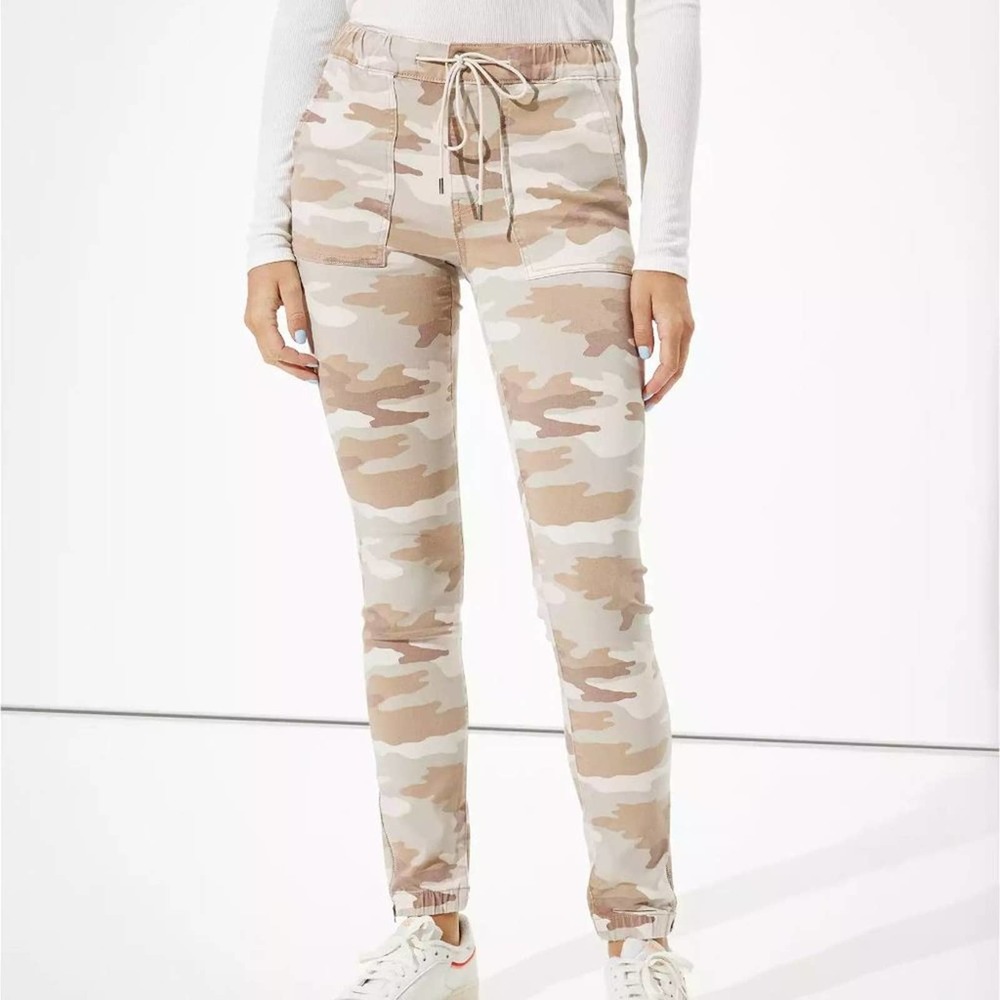 AE Next Level High-Waisted Jegging Jogger Pant Camo